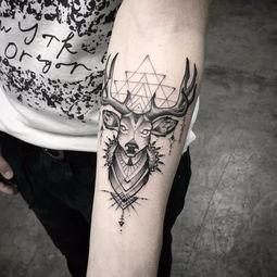 云南纹身最多的网红是,纹身艺术的魅力传播者